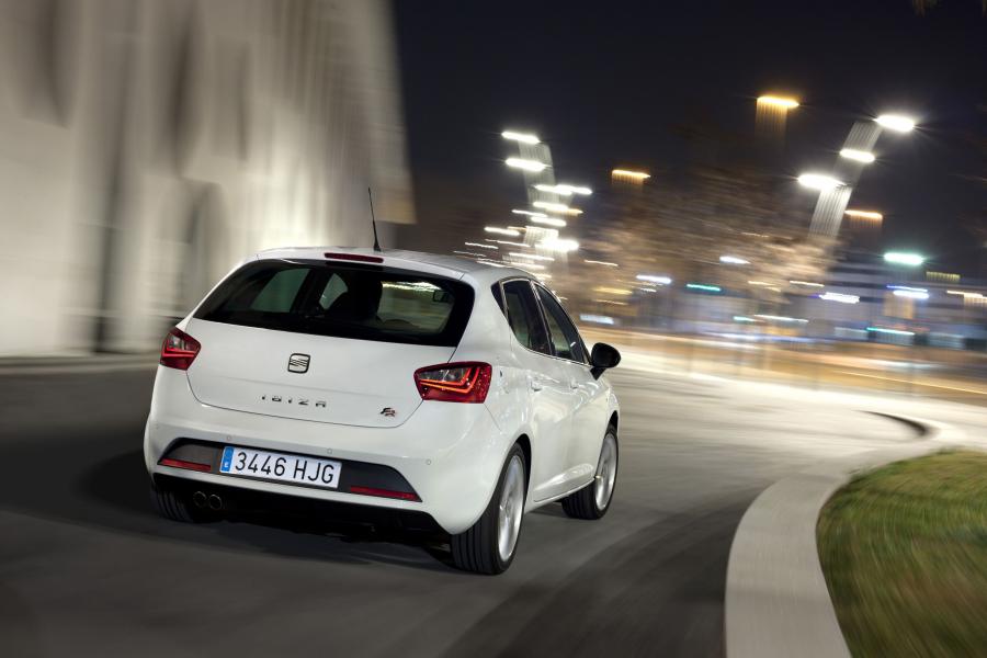  Seat Ibiza FR 2012 года  (фото 9 из 22)